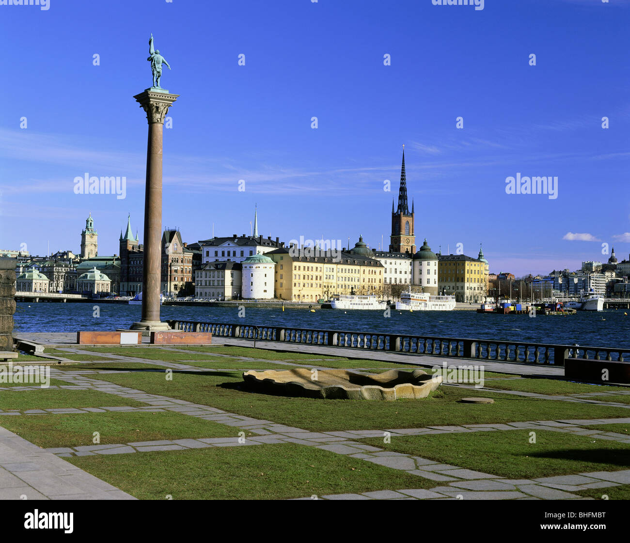 Geografia / viaggi, Svezia, Stoccolma, viste sulla città / cityscapes, vista di Riddarholmen al bay Riddarfjarden, Città Vecchia, Additional-Rights-Clearance-Info-Not-Available Foto Stock