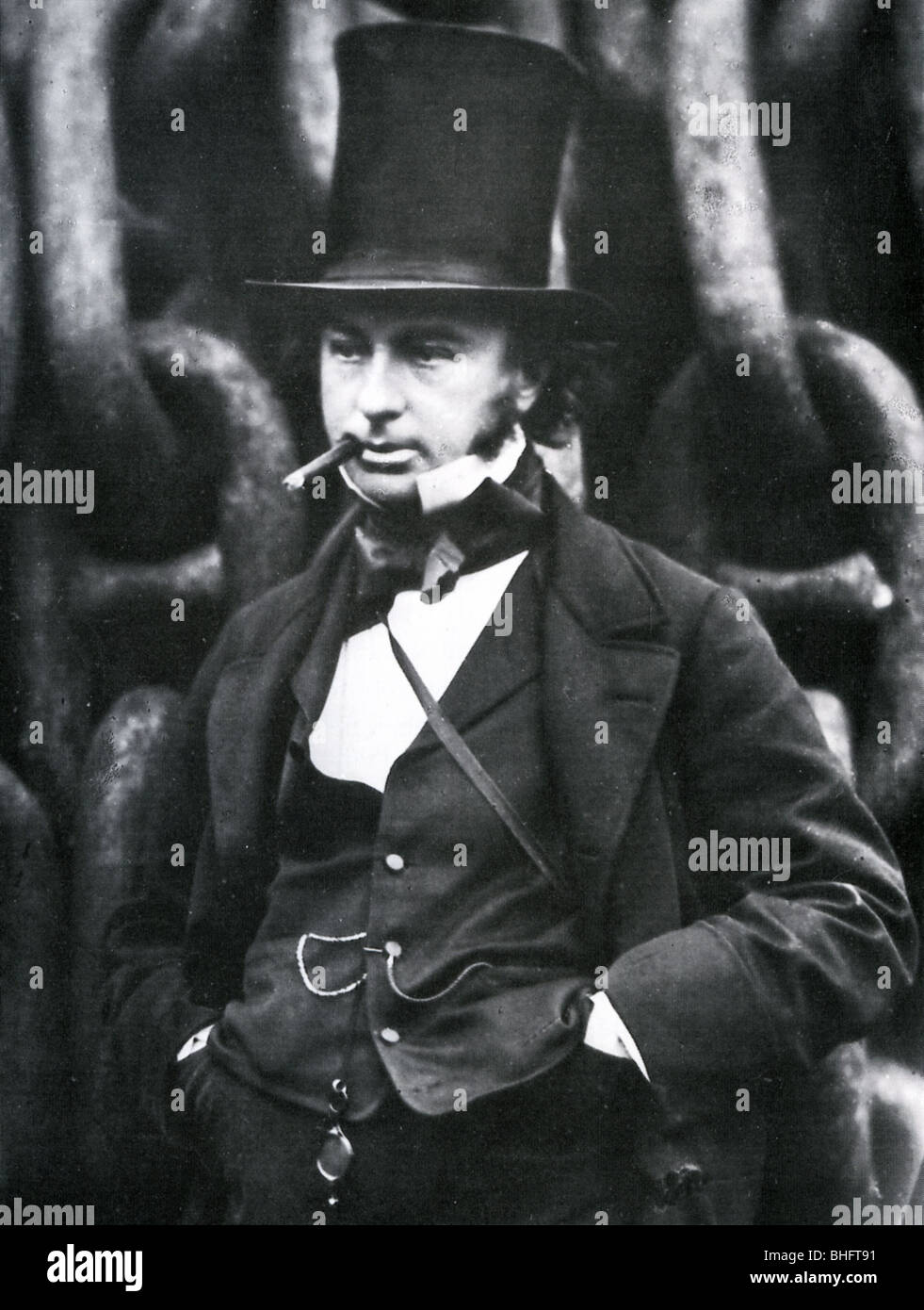 ISAMBARD KINGDOM BRUNEL - Ingegnere e inventore inglese (1806-59) nella parte anteriore delle catene della Great Eastern Foto Stock