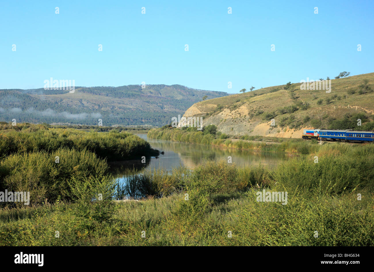 Paesaggio e trans-siberian express viaggia verso la Mongolia Foto Stock