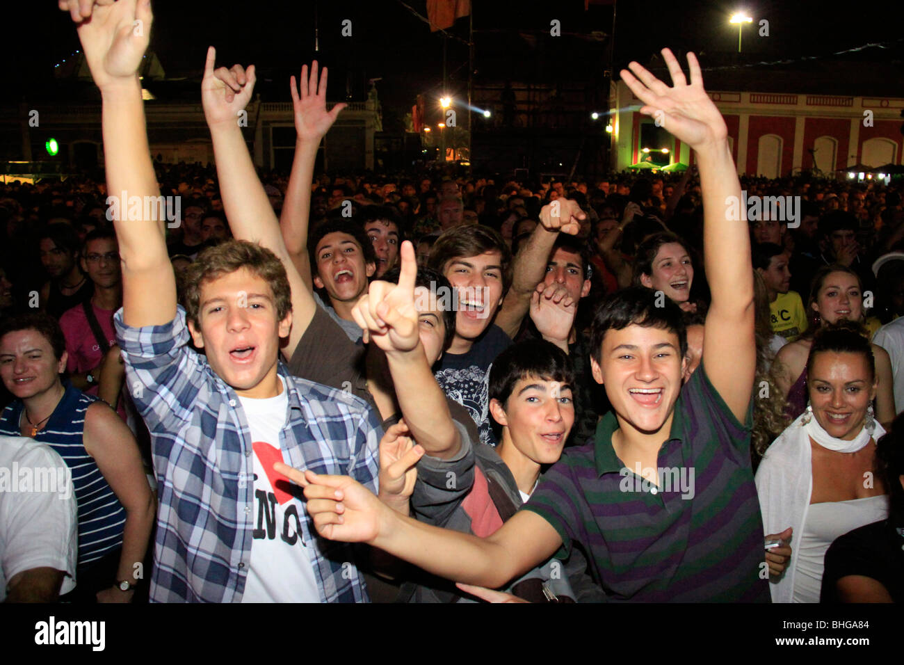 La folla di gente acclamava al Womad Festival in Las Palmas de Gran Canaria 2009 Foto Stock