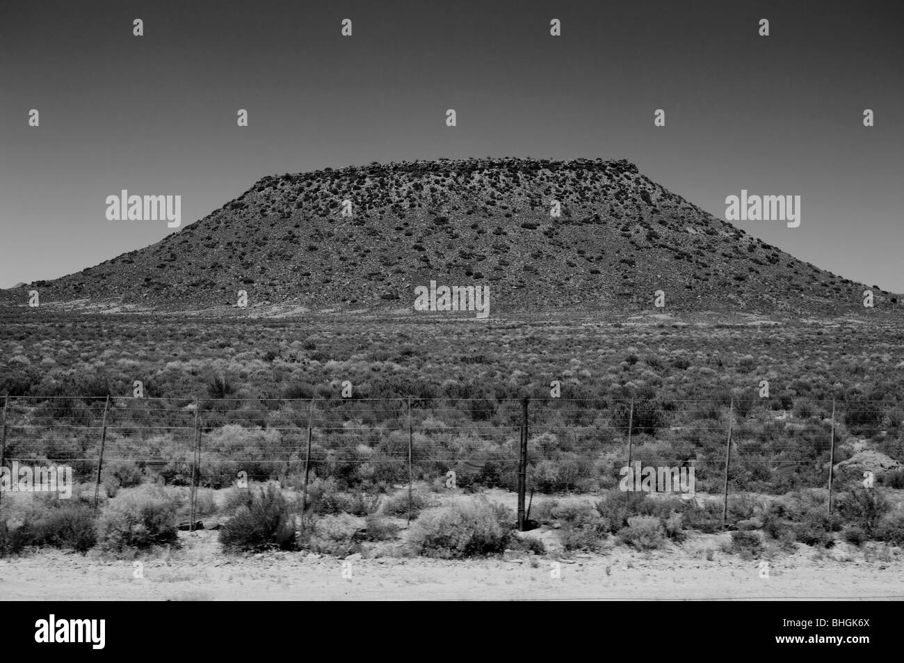 Tipico Karoo koppie (hill) Foto Stock