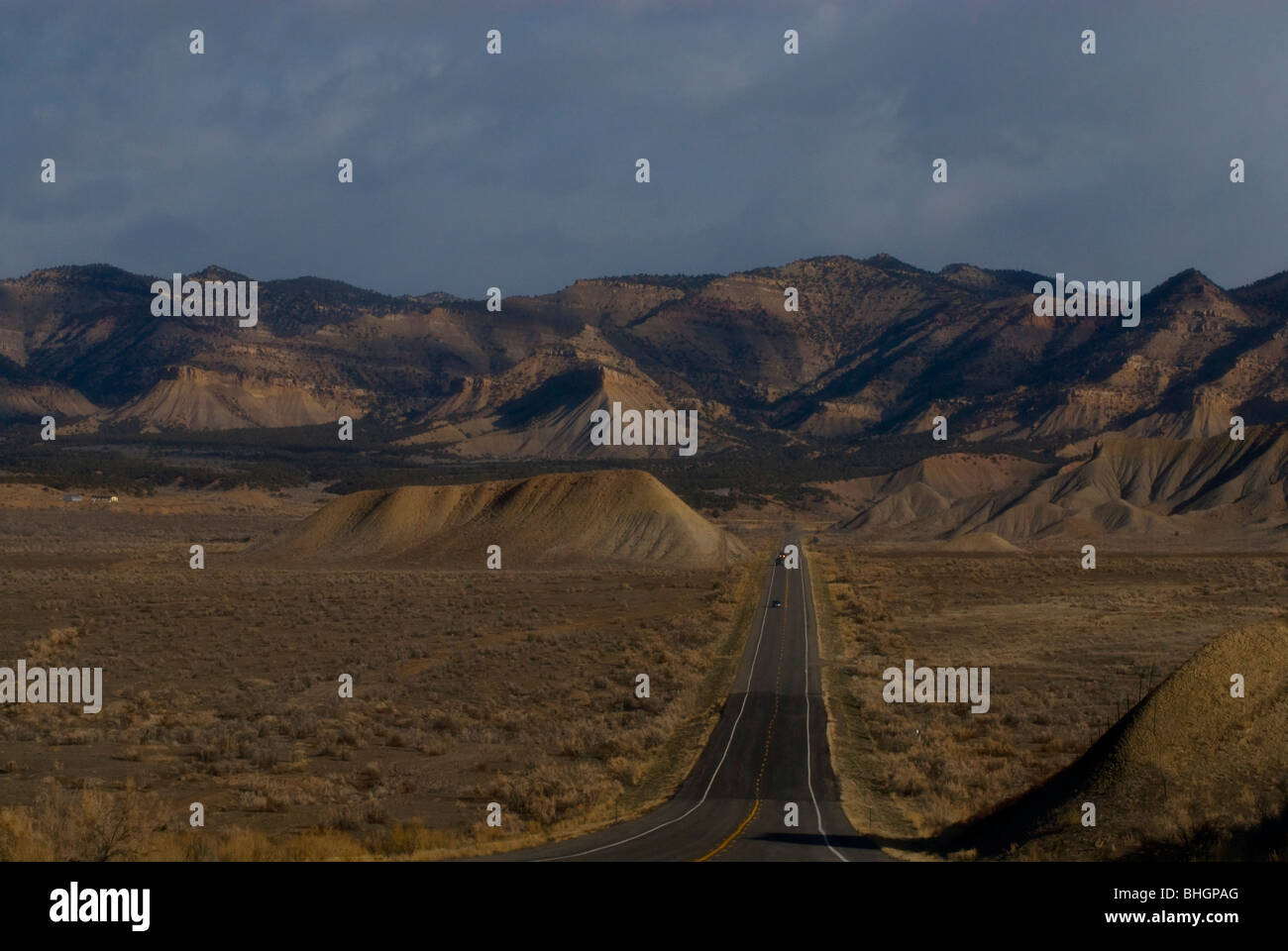 Sulla strada e oltre Foto Stock