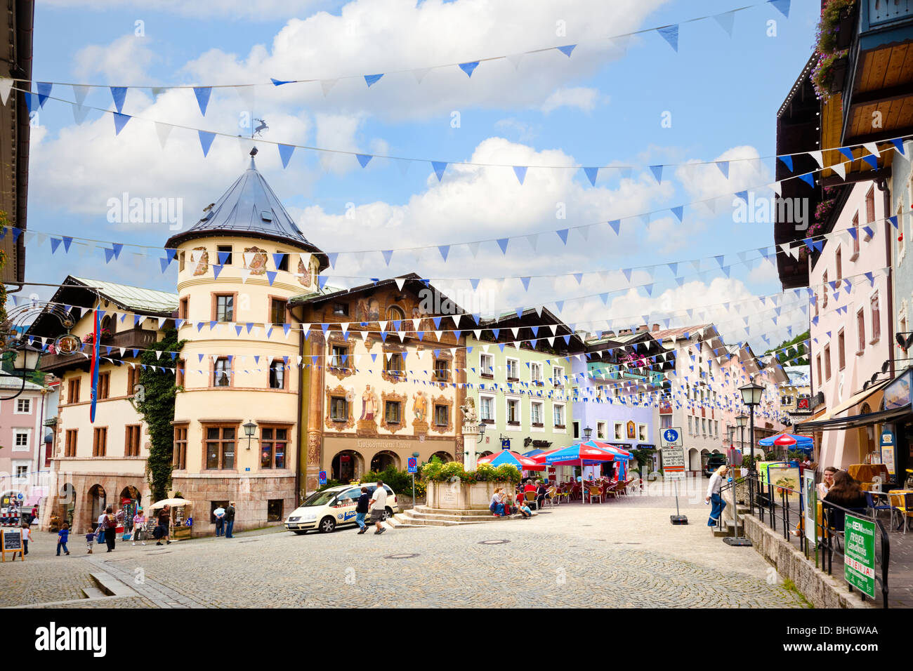 Berchtesgaden, Alpi Bavaresi, Germania - la piazza del mercato e dal centro della città Foto Stock