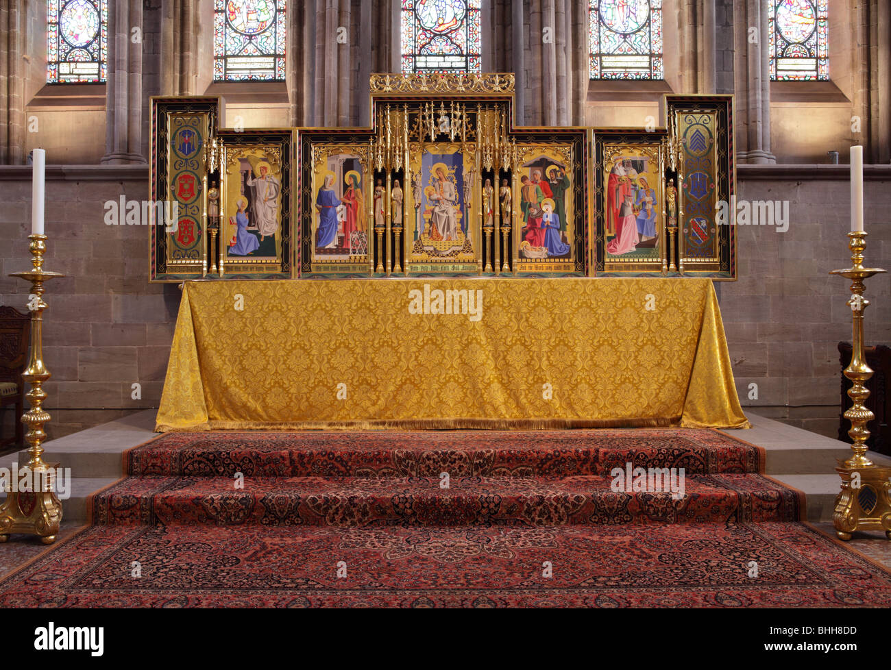 L'altare e l'altare schermo all'interno della cappella della Madonna a Hereford cattedrale,un confortante,posto tranquillo e pacifico. Foto Stock