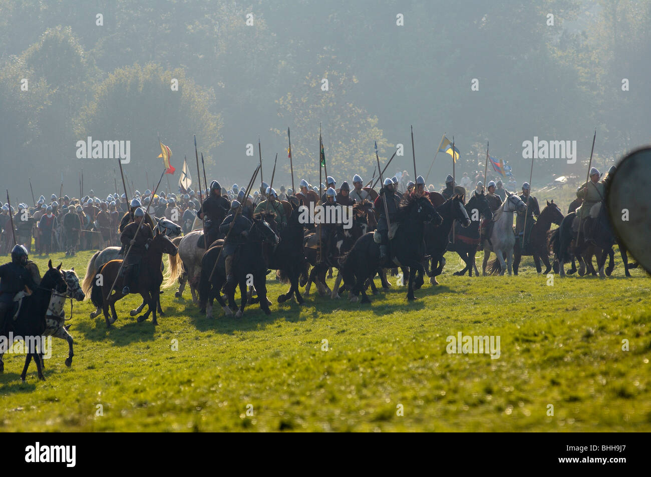 Battaglia hastings rievocazione della cavalleria normanna spears Foto Stock