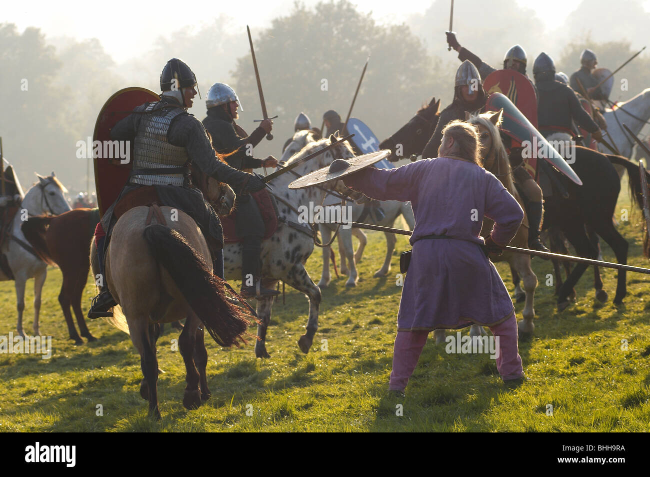 Battaglia hastings rievocazione della cavalleria normanna spears Foto Stock