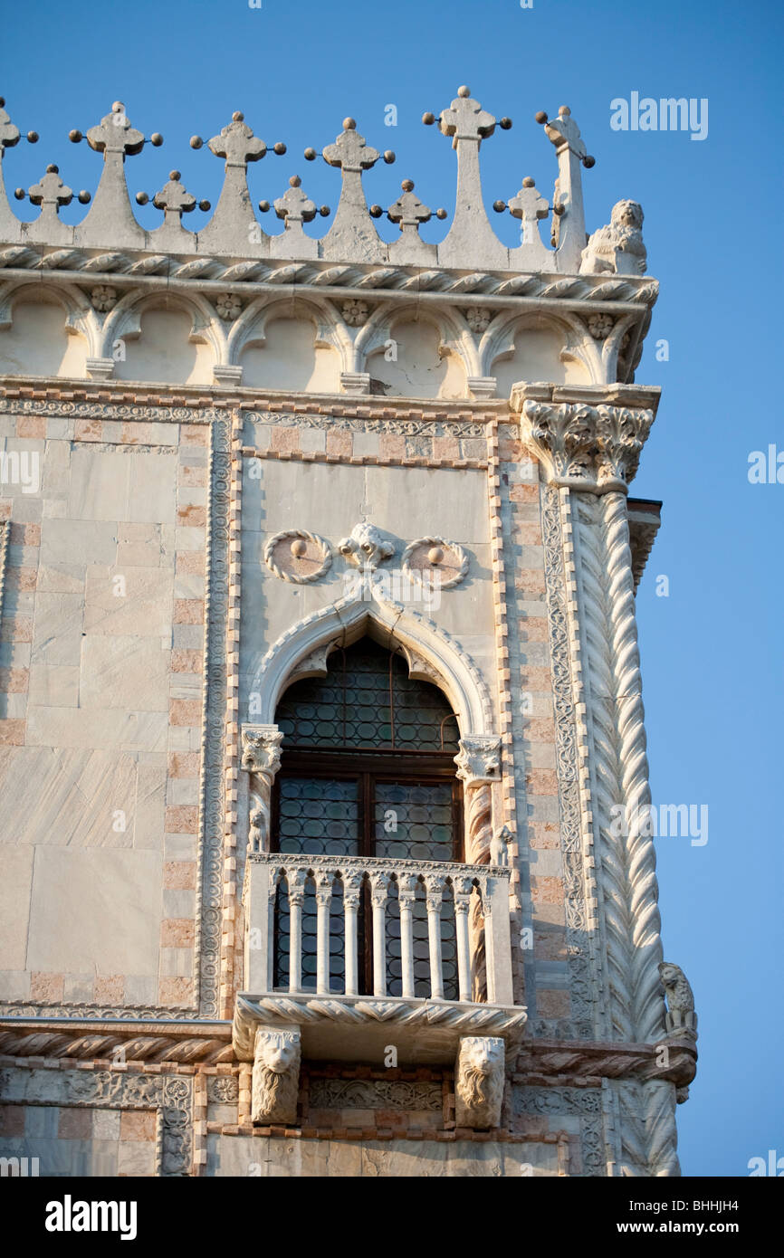 Venezia, Italia. Dettaglio della facciata in stile gotico di Ca d'oro palazzo Foto Stock