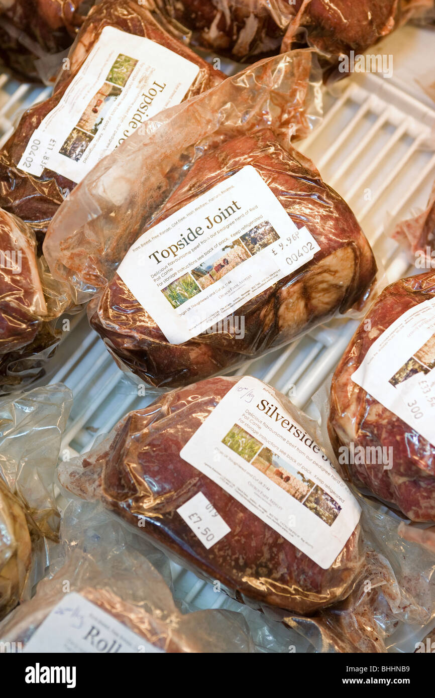 La carne biologica in una Farm Shop Foto Stock