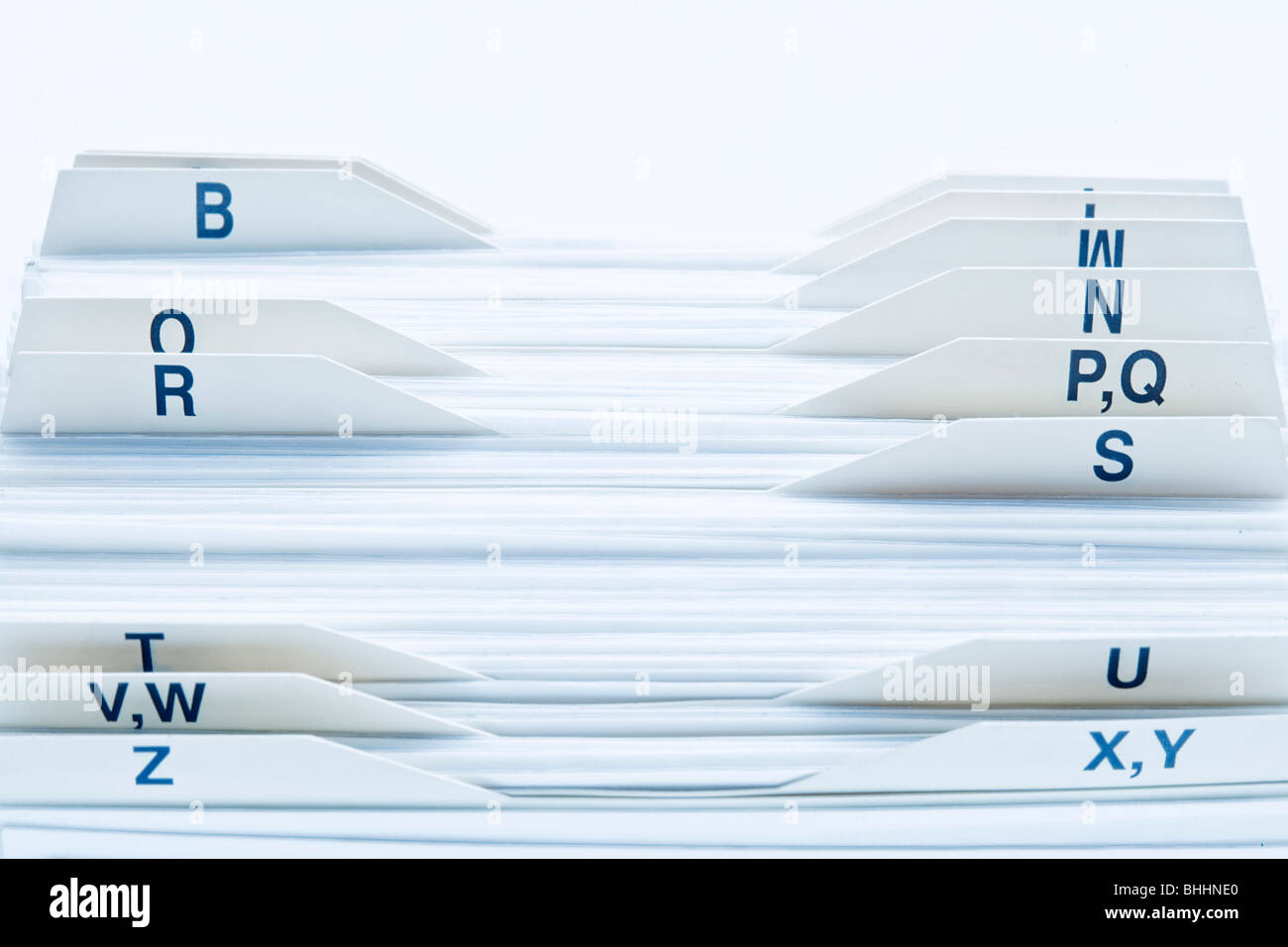 Primo piano dello schedario Rolodex carte organizzati in ordine alfabetico Foto Stock
