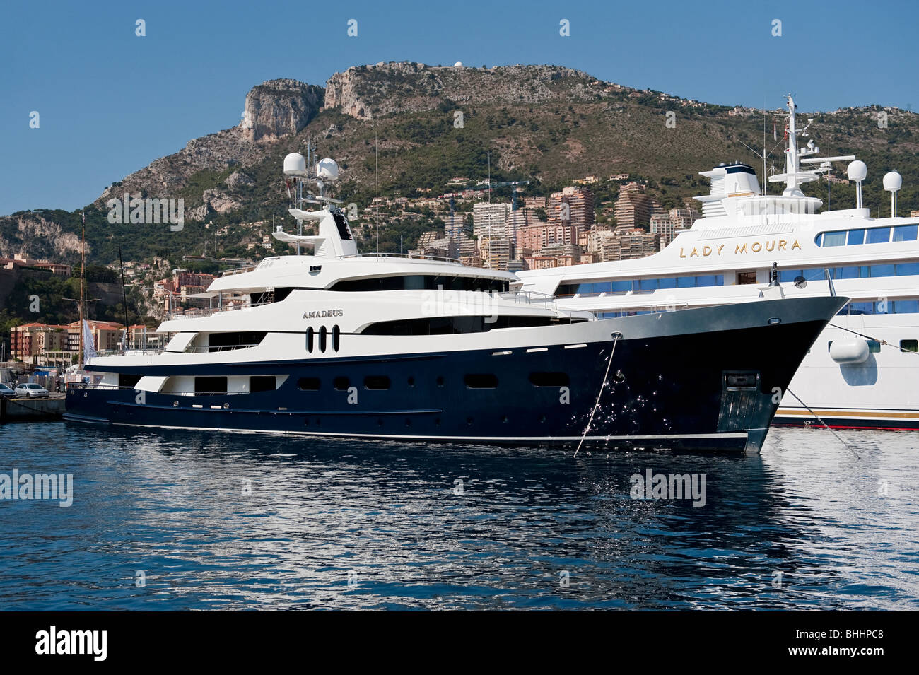Super Yacht di lusso in Porto Ercole Marina, il Principato di Monaco Foto  stock - Alamy
