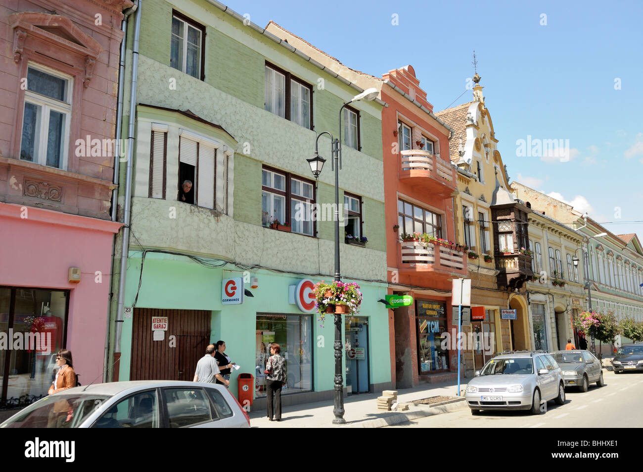 Strada principale di Sighisoara Romania Europa orientale Foto Stock