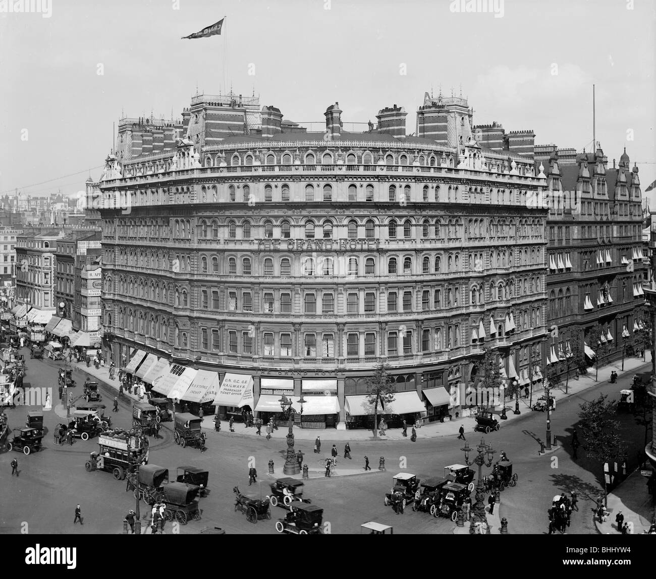 Il Grand Hotel, Londra, 1913. Artista: Bedford Lemere e azienda Foto Stock