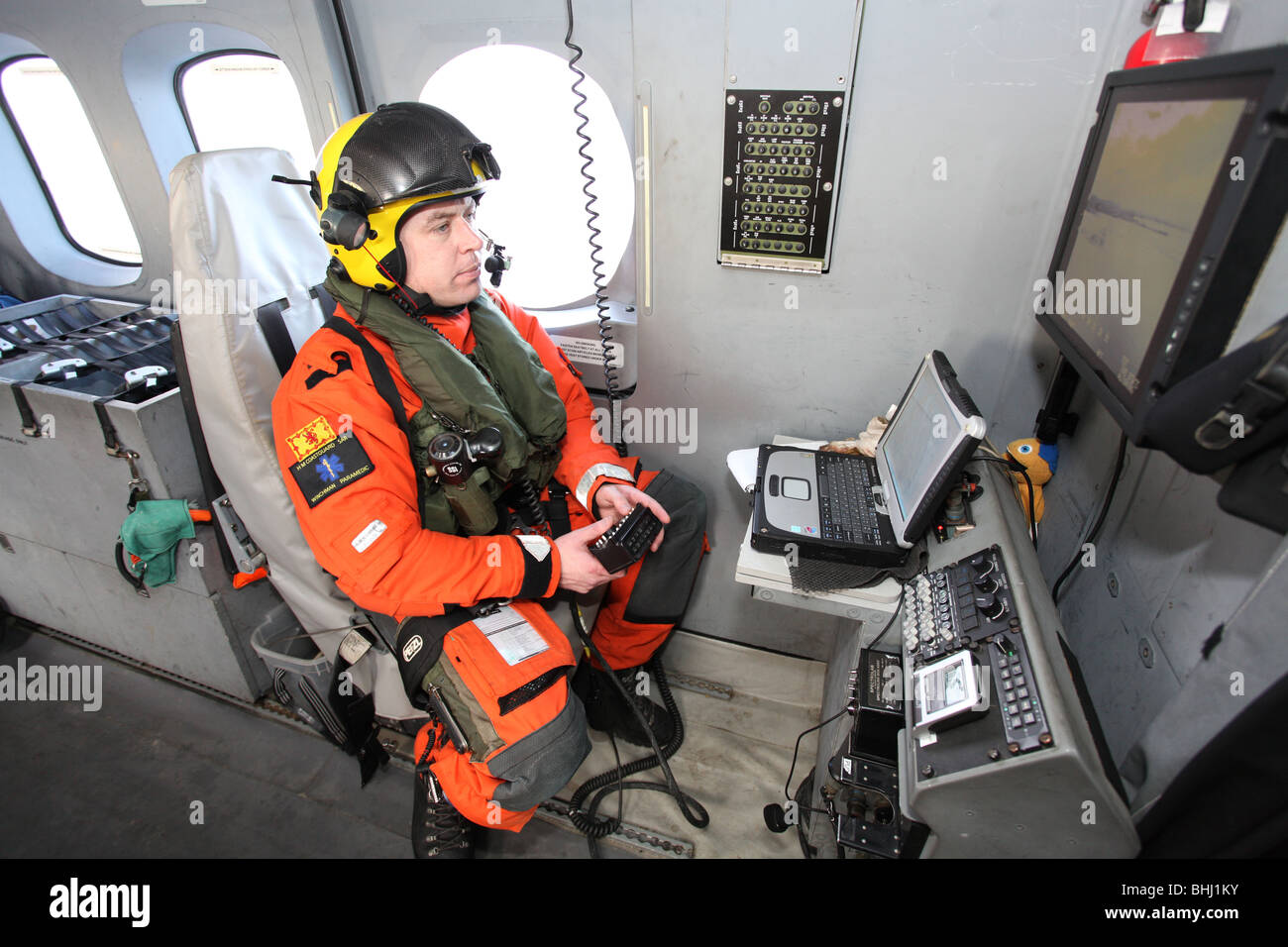 Sikorsky S 92 elicottero usato dalla Guardia costiera del Regno Unito per operazioni di ricerca e salvataggio, basata a Sumburgh delle Shetland, fuori della costa scozzese Foto Stock