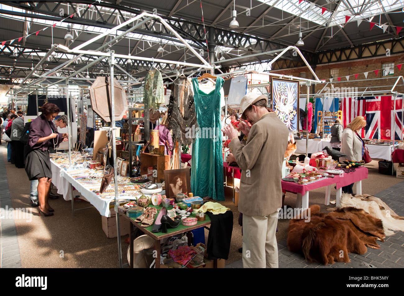 Spitalfields Market nella zona est di Londra Foto Stock