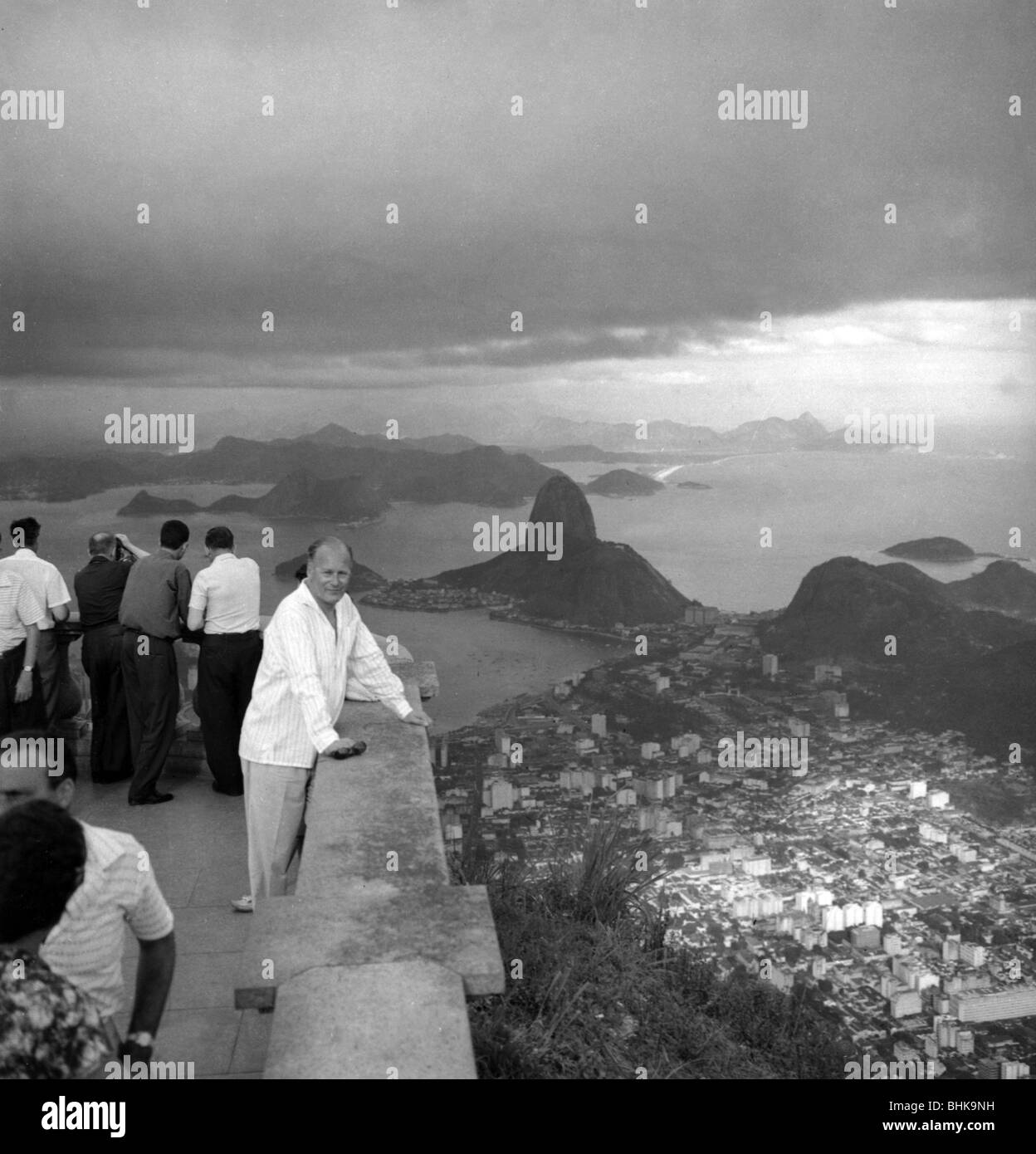 Juergens, Curd, 13.12.1915 - 18.6.1982, attore tedesco, a metà lunghezza, a Rio de Janeiro, Brasile, circa 1960s, Foto Stock