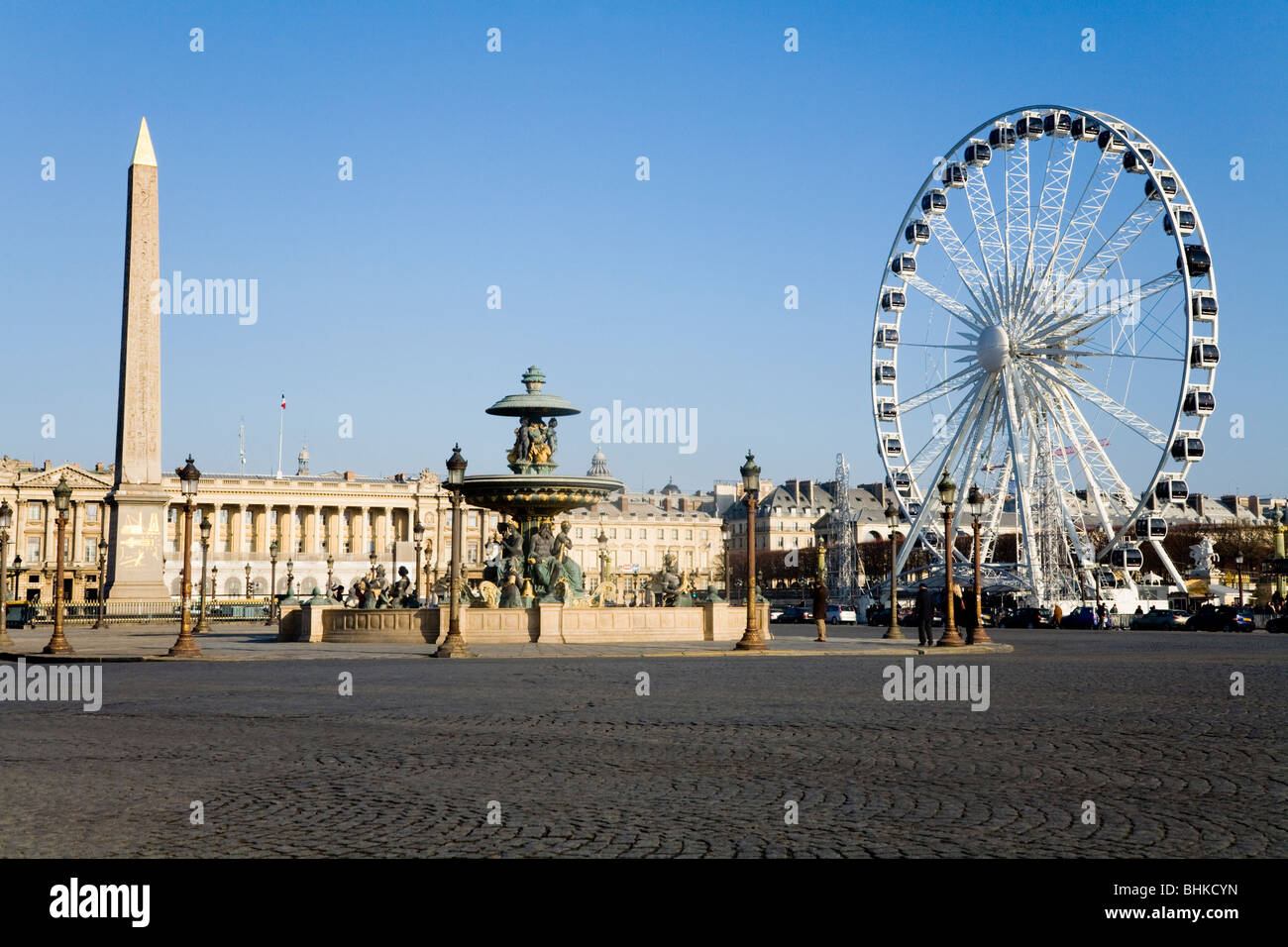 La grande ruota / Millennium ruote / ruota panoramica Ferris, eretta in Place de la Concorde. Parigi. La Francia. Foto Stock