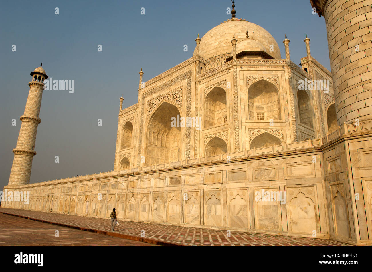 Il Taj Mahal, una delle meraviglie architettoniche del mondo, Agra, Uttar Pradesh, India Foto Stock