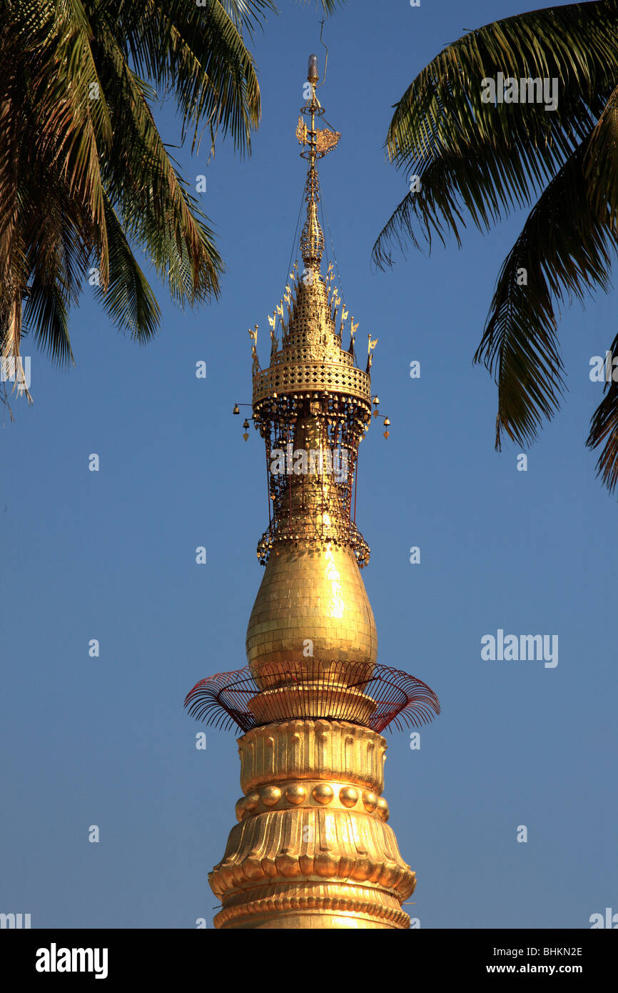 Myanmar Birmania, Yangon, Rangoon, Botataung Pagoda; Foto Stock