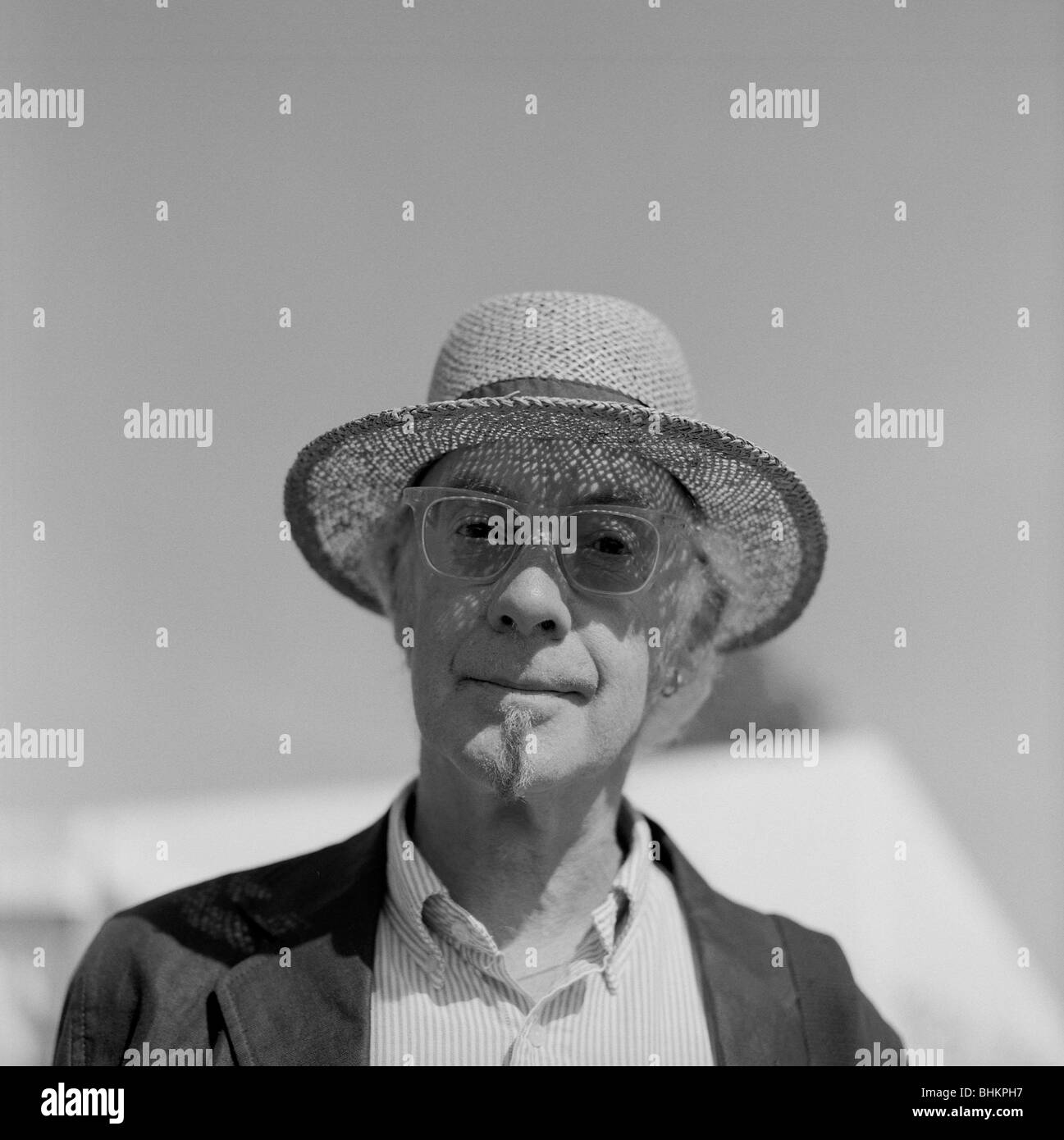 Il poeta di Liverpool Roger McGough al Guardian Hay Festival di Hay-on-Wye, Galles, Regno Unito KATHY DEWITT Foto Stock