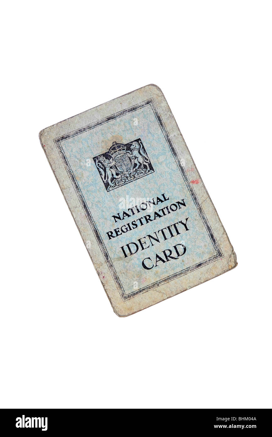 Una seconda guerra mondiale inglese registrazione nazionale carta di identità contro uno sfondo bianco Foto Stock