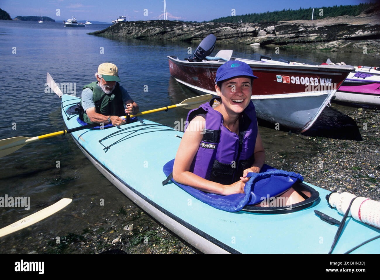 Padre e figlia in kayak. Foto Stock