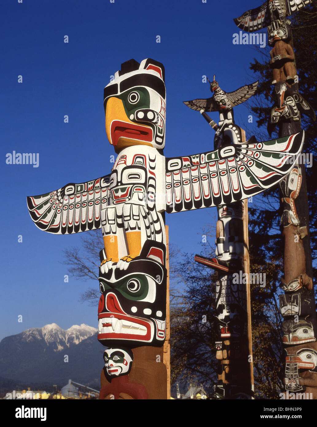 Totem Poles a Brockton Point, Stanley Park, Vancouver, British Columbia, Canada Foto Stock