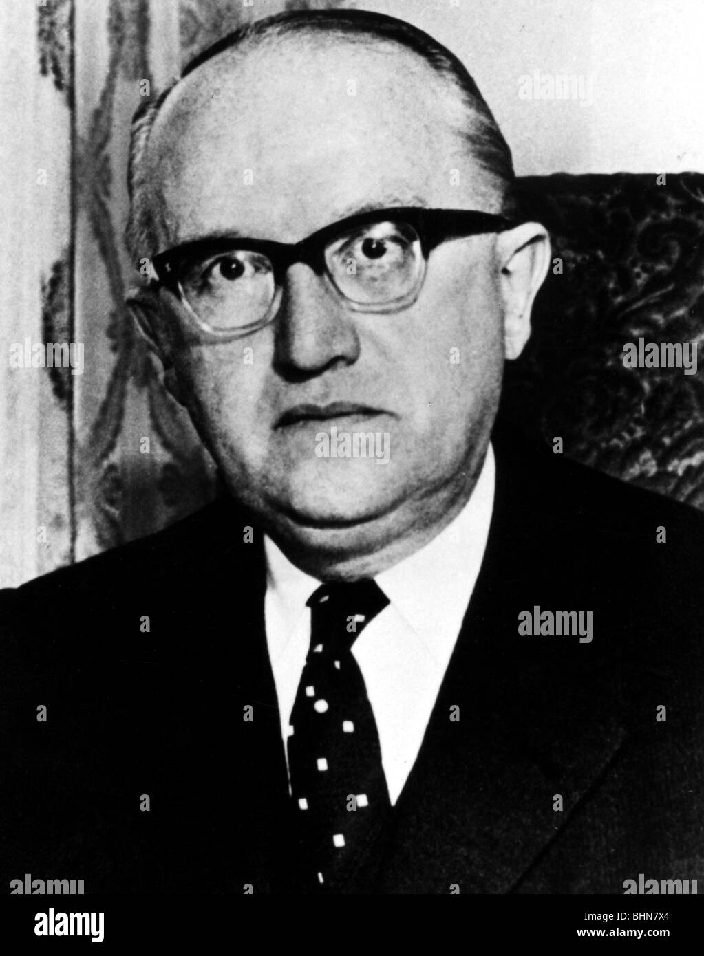 Hallstein, Walter, 17.11.1901 - 29.3.1982, giurista e politico tedesco (CDU), presidente della Commissione europea 1958 - 1967, ritratto, circa 1965, Foto Stock