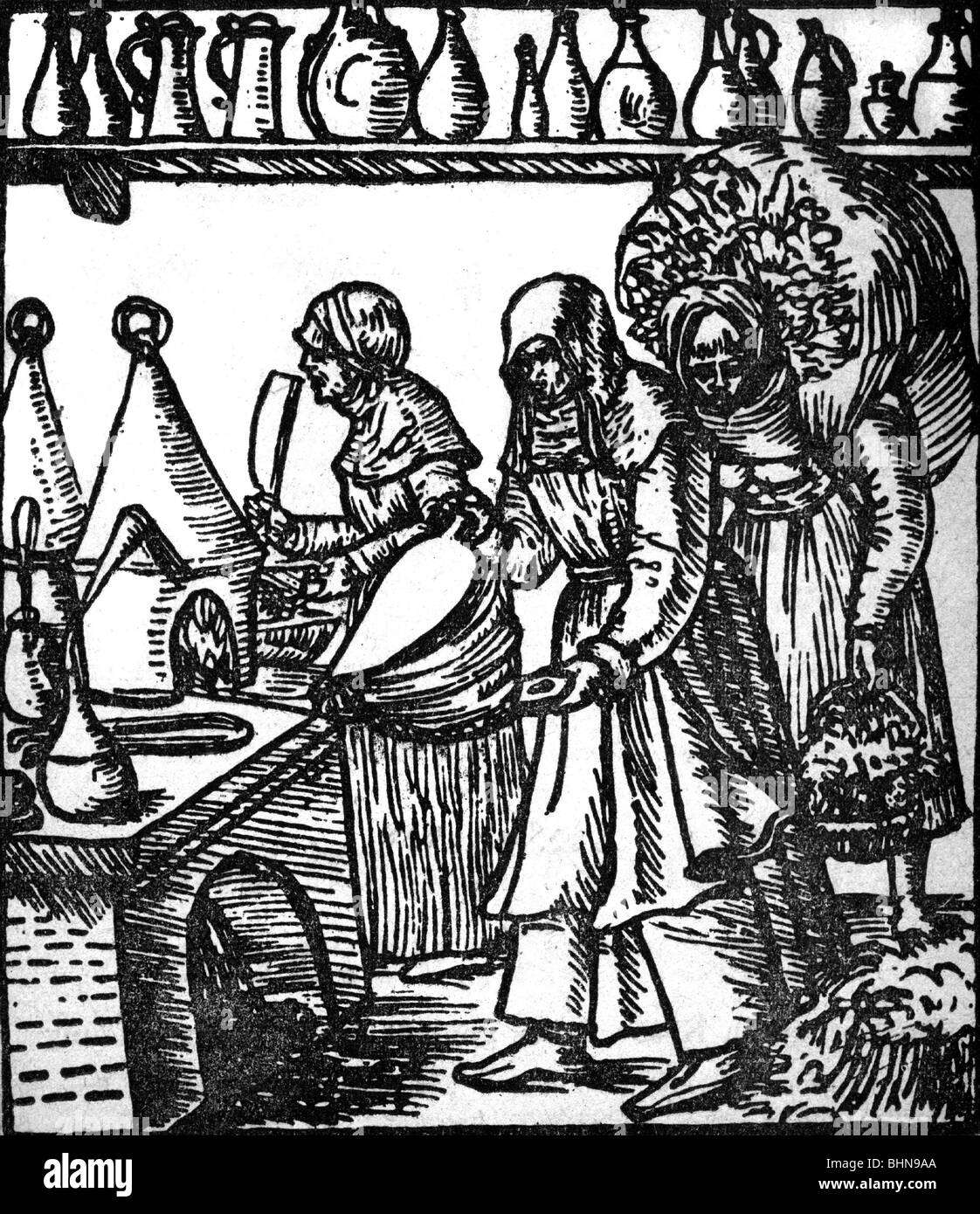 botanica, erbe, due donne di erbe durante il lavoro, terza portando le erbe mediche raccolte per la produzione, legno tagliato da anonimo, 1542, Foto Stock