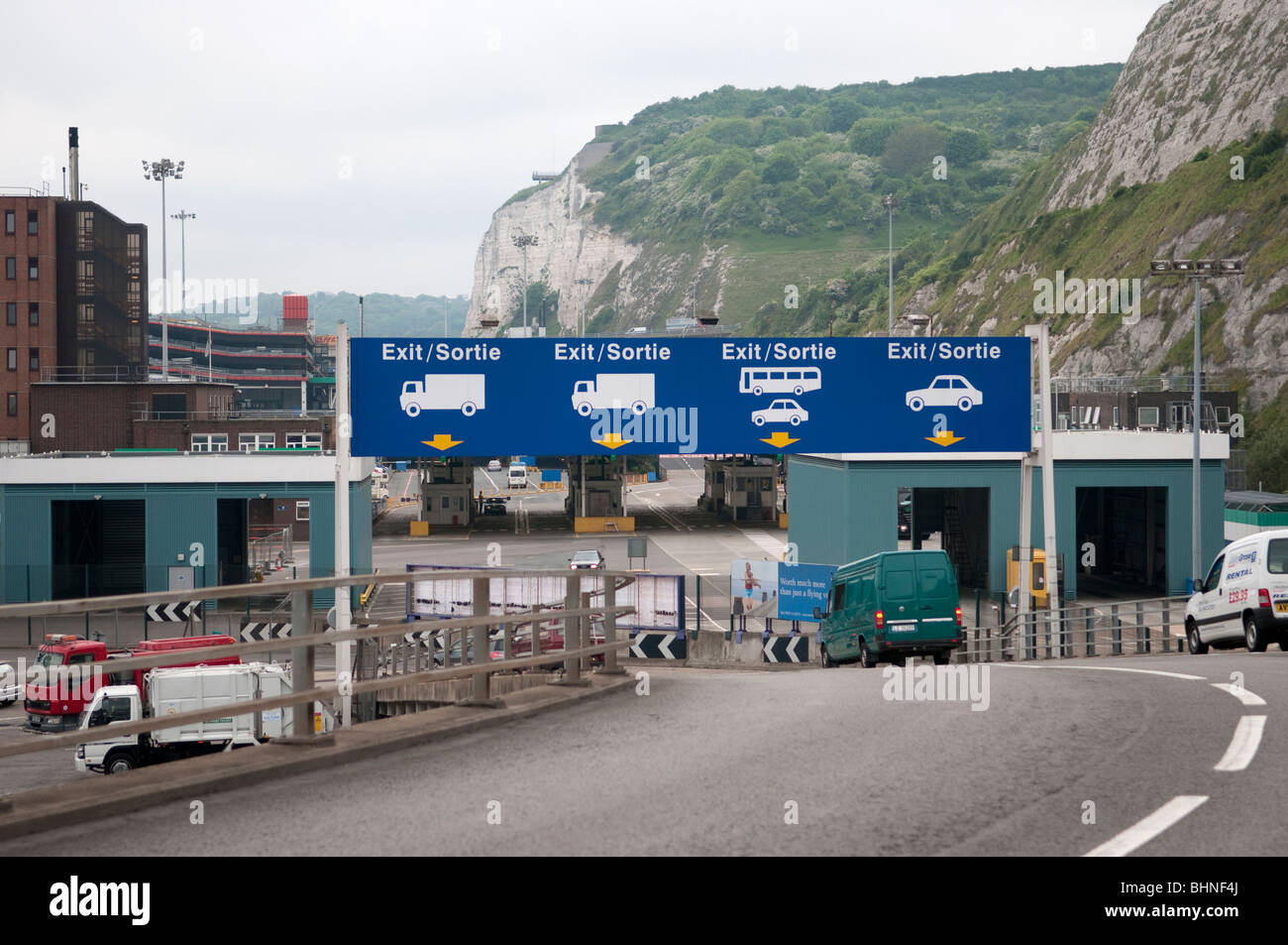 Porto di Dover uscire sineage Foto Stock