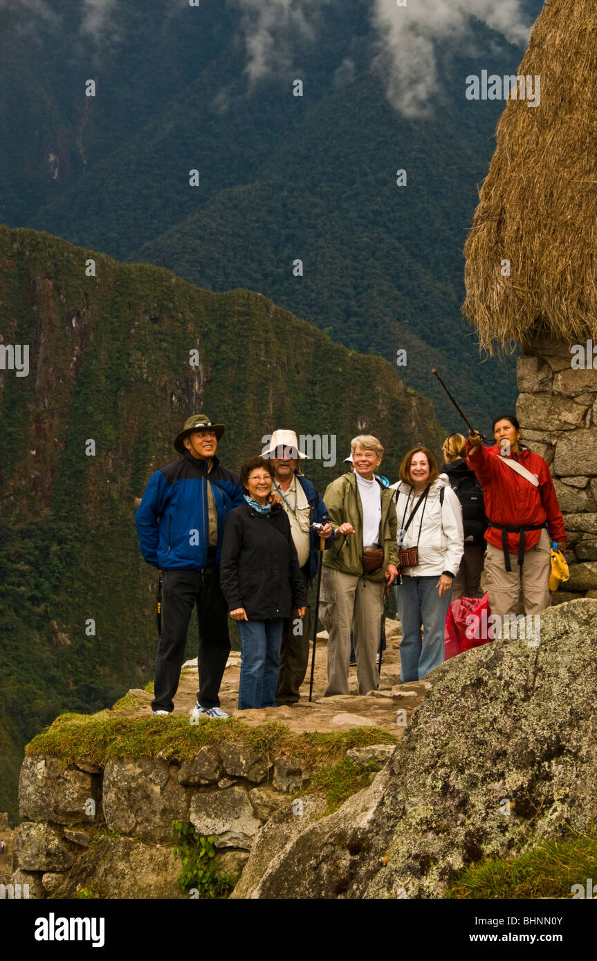 Machu Picchu, Perù, turisti in rovine archeologiche, civiltà Inca, Sud America, la cultura indiana, Foto Stock