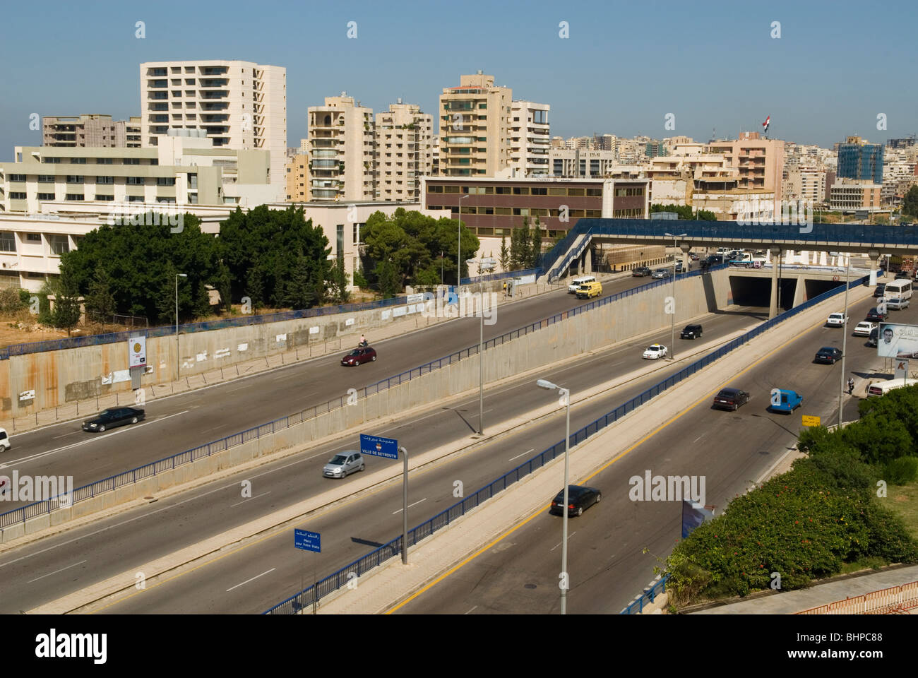 City scape e autostrada a Beirut Libano Medio Oriente Foto Stock