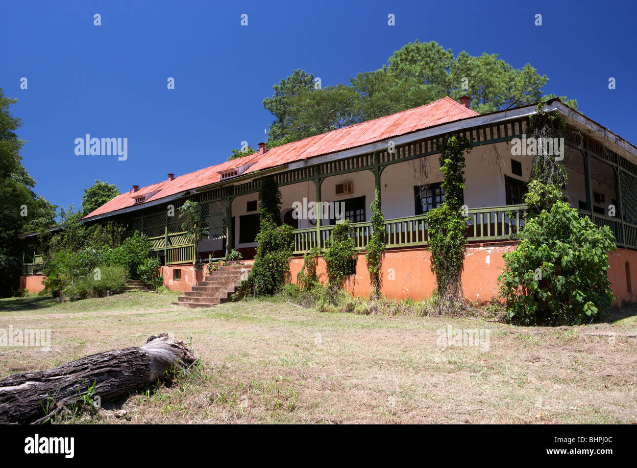 Il vecchio hotel abbandonato cataratas nel Parco Nazionale di Iguazu, Repubblica di Argentina, Sud America Foto Stock
