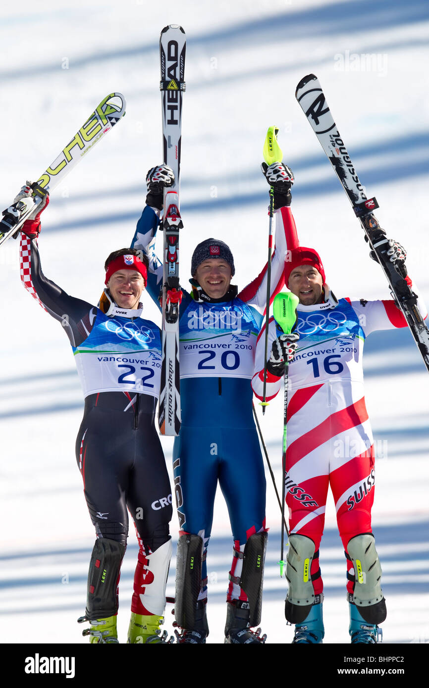 Bode Miller (USA), medaglia d'oro, Ivica Kostelic (CRO) argento, Silvan Zurbriggen (SUI), bronzo in uomini Super combinata Foto Stock