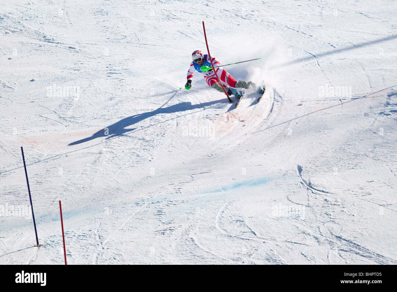 Silvan Zurbriggen (SUI) medaglia di bronzo vincitore, in azione durante la porzione di slalom dello sci alpino Uomini Super evento combinato Foto Stock