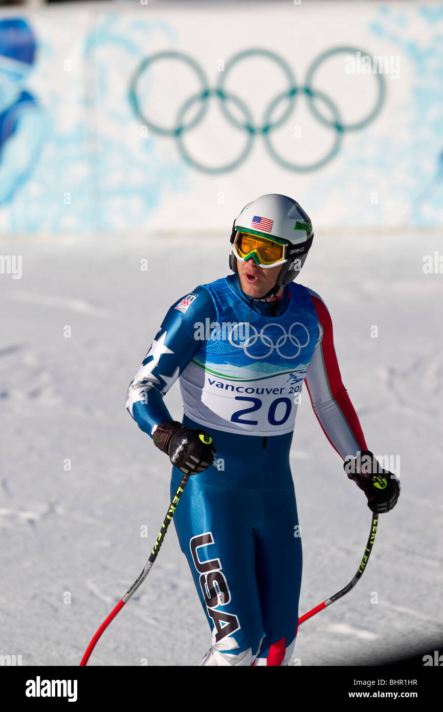 Bode Miller (USA) medaglia d'oro, terminando la porzione di slalom dello sci alpino Uomini Super combinata al 2010 Olympic Foto Stock
