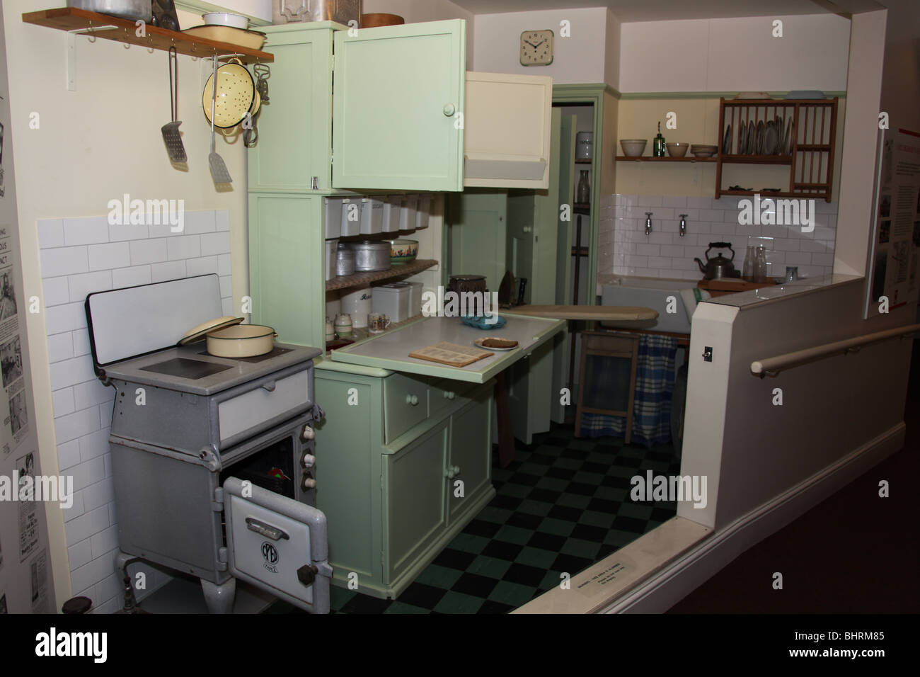 Un 1950 British home ricreato in un museo. Foto Stock