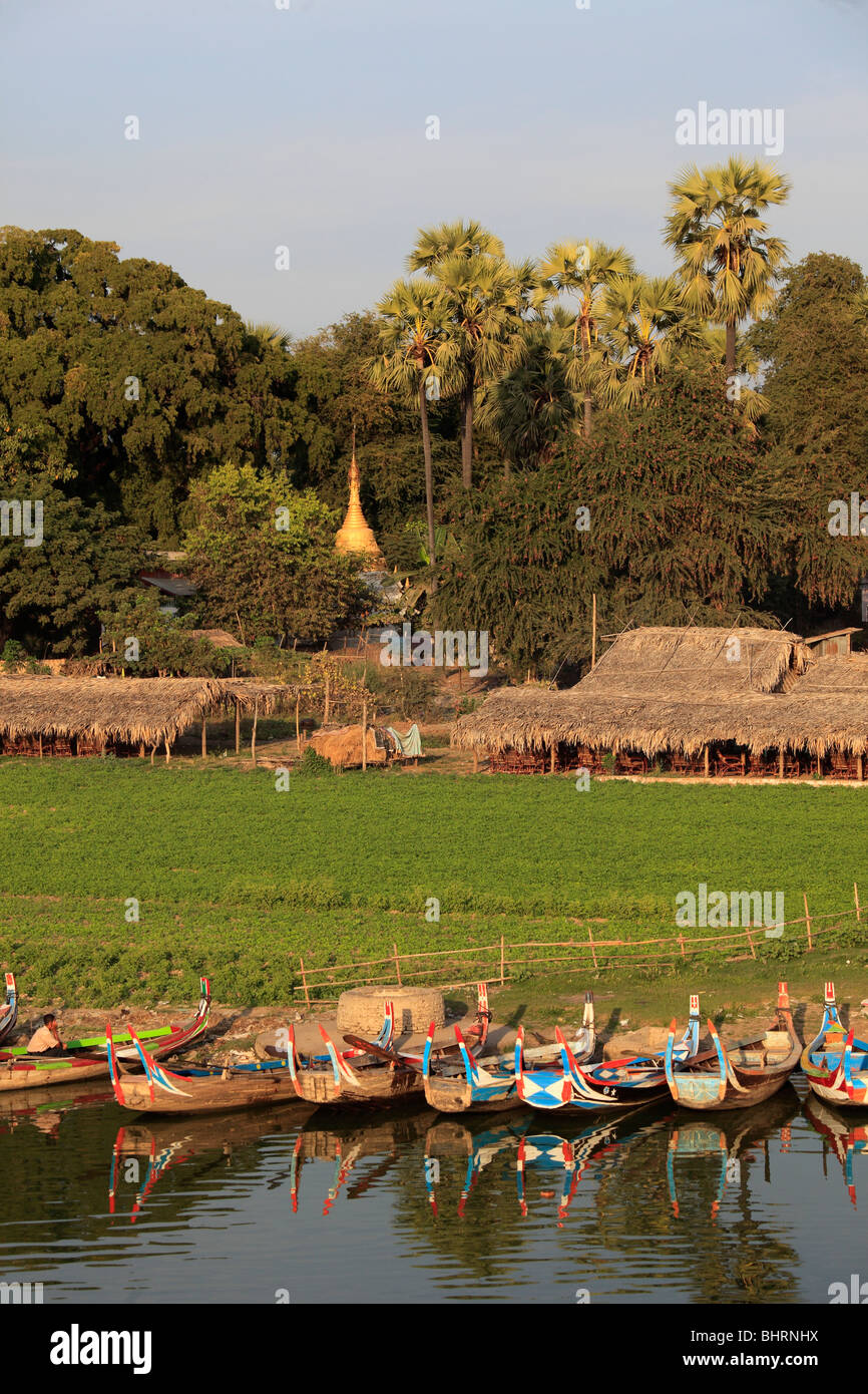 Myanmar Birmania Amarapura, Taungthaman village, Foto Stock