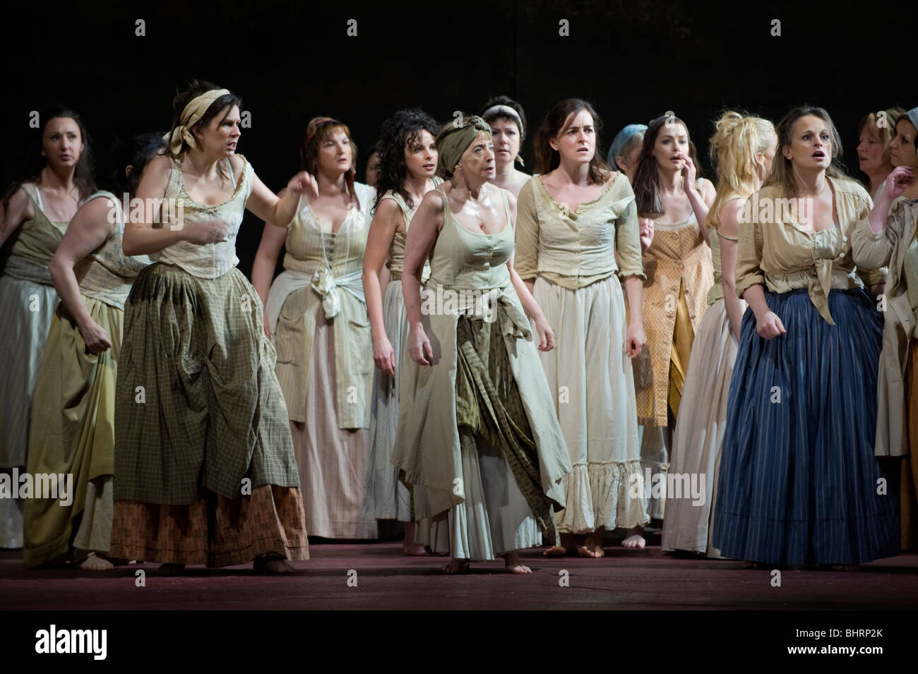 Welsh National Opera produzione di Carmen di Bizet al Wales Millennium Centre Cardiff South Wales UK Foto Stock