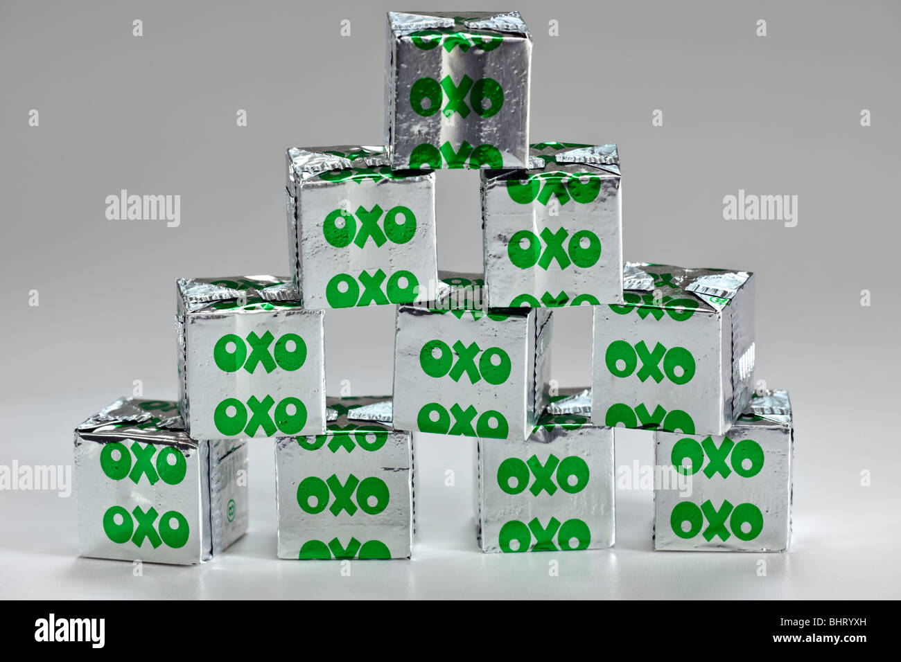 Pila di verde e lamina d'argento coperto OXOs vegetale Foto Stock