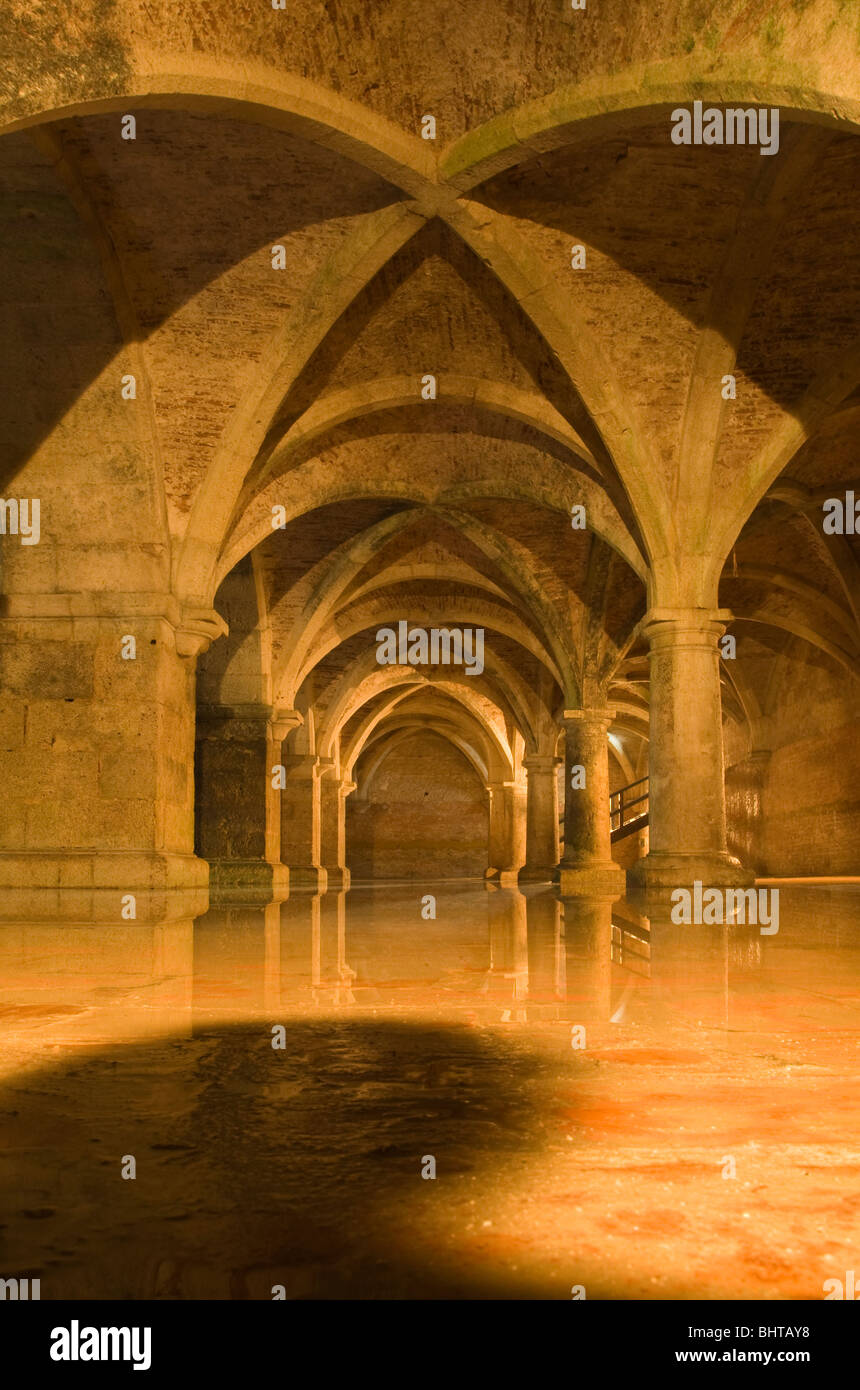 Il soffitto a volta cisterna di acqua, fortezza Portoghese, El-Jadida, costa atlantica del Marocco Foto Stock