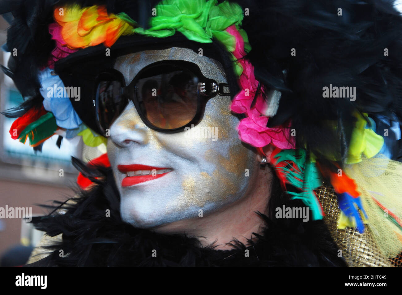 Close up della donna in costume annuale sfilata di carnevale a Maastricht Paesi Bassi Europa Foto Stock