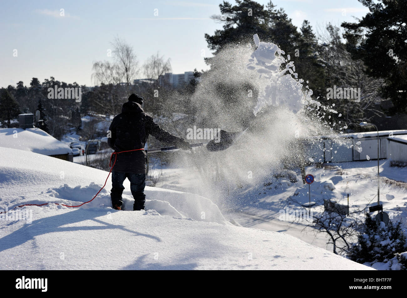 Neve sul tetto più chiare. Foto Stock