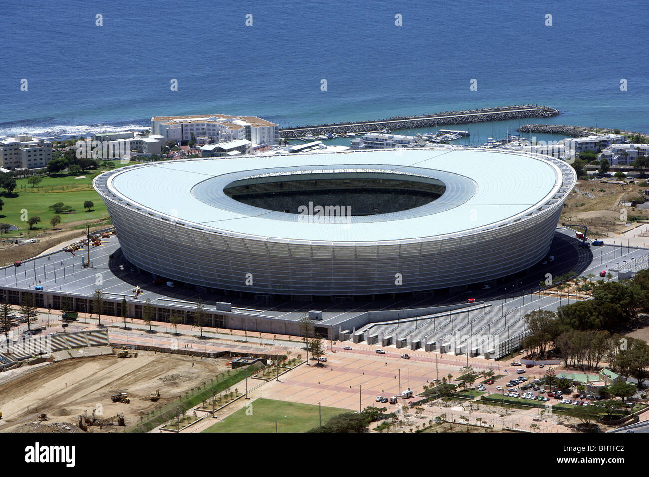 Sud Africa, Cape Town: Green Point Stadium, sede dei Campionati Mondiali di  Calcio 2010 Foto stock - Alamy