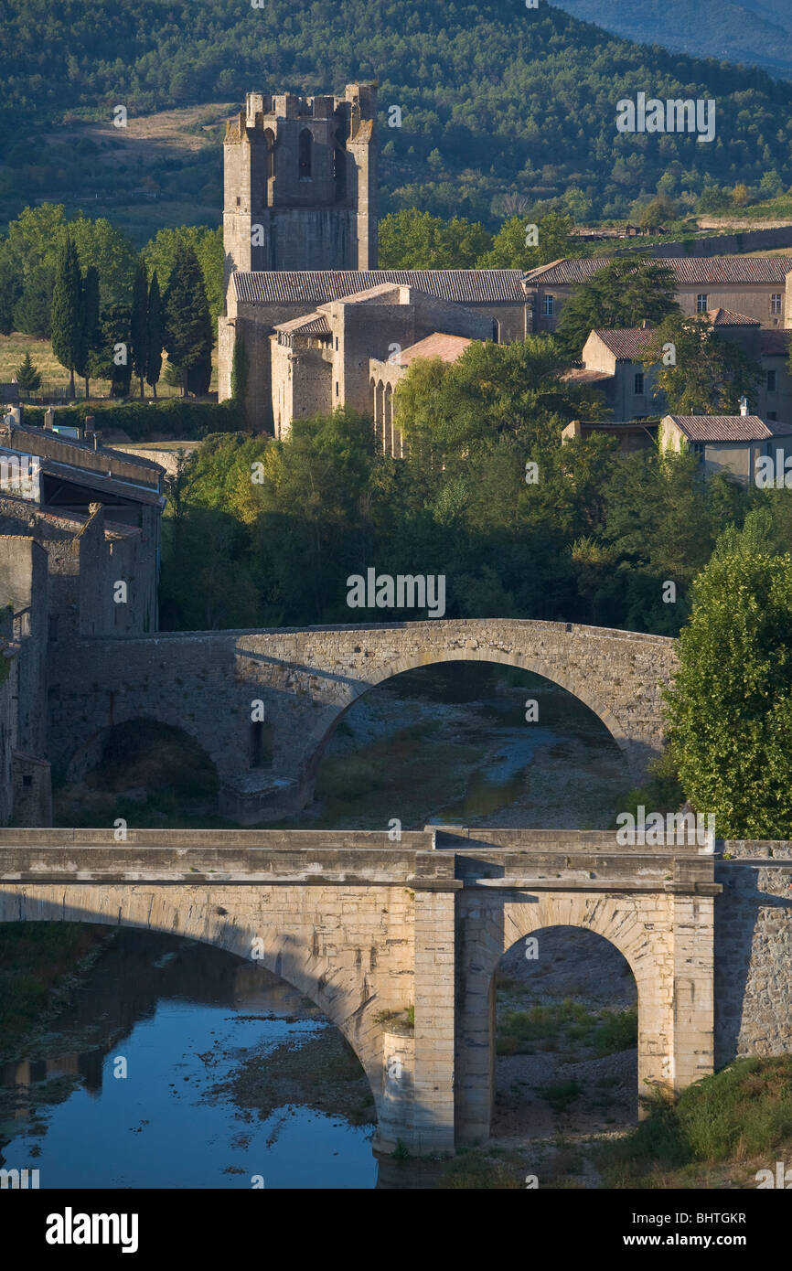 Abbaye Ste-Marie d'Orbieu, Lagrasse, Aude, Languedoc, Francia Foto Stock