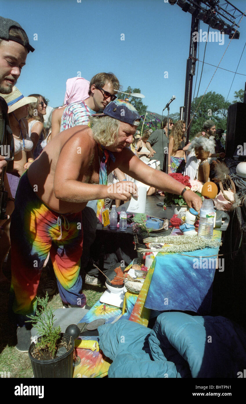 Sugo ondulato onore Jerry Garcia. Memorial. Santuario. Pignic al sugo ondulato's farm onore Jerry Garcia settimane dopo la sua morte. Foto Stock