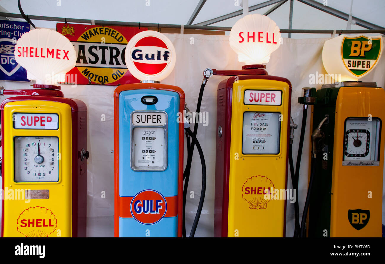 Pompe di benzina d'epoca immagini e fotografie stock ad alta risoluzione -  Alamy