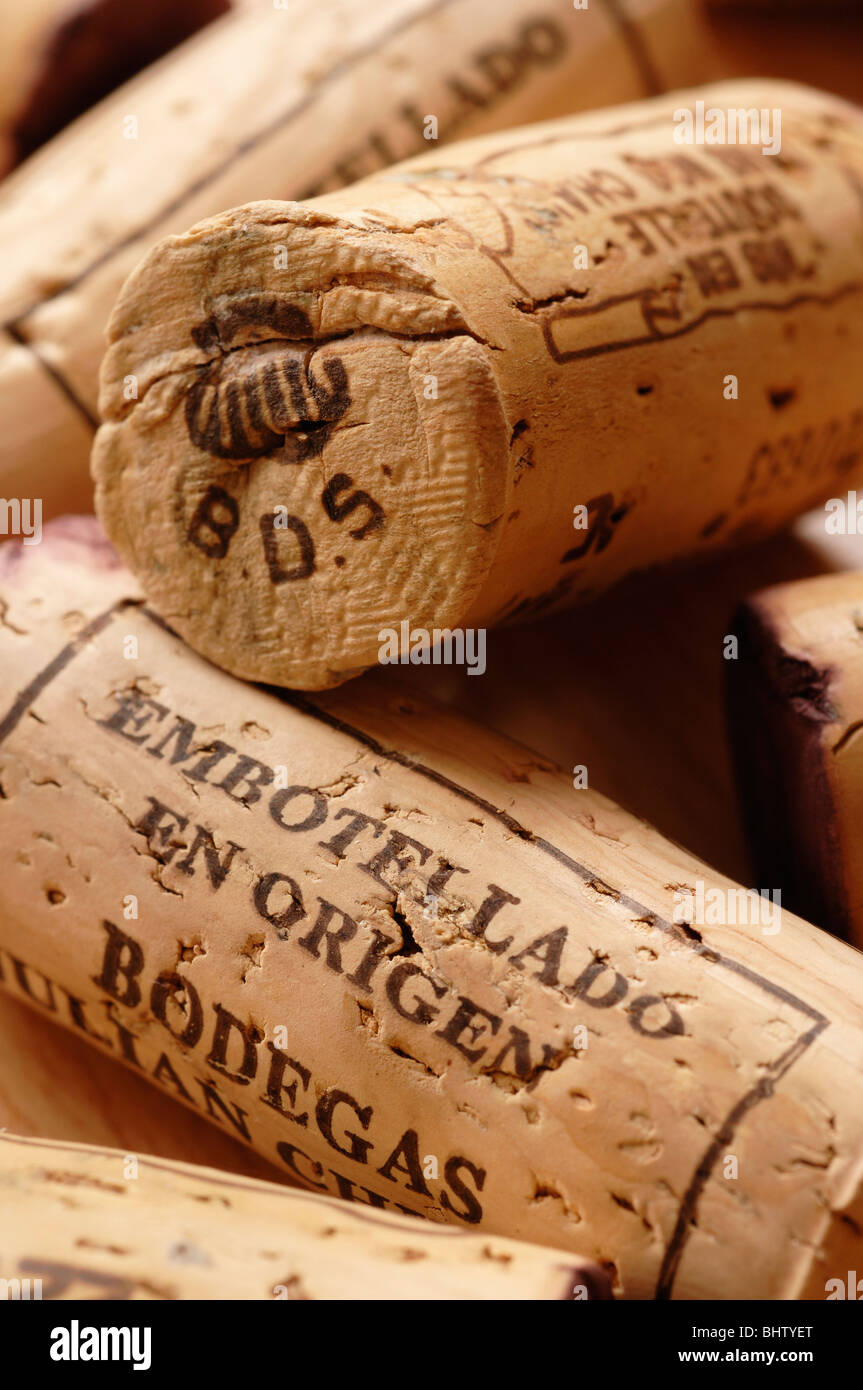 Bottiglia di vino tappi tappi in sughero naturale Foto Stock