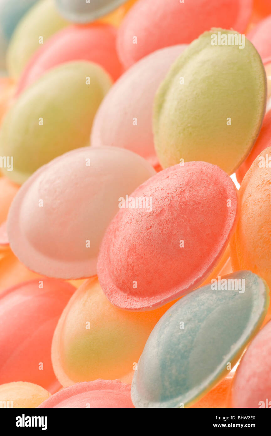 Studio shot retroilluminato di Flying Saucer dolci Foto Stock