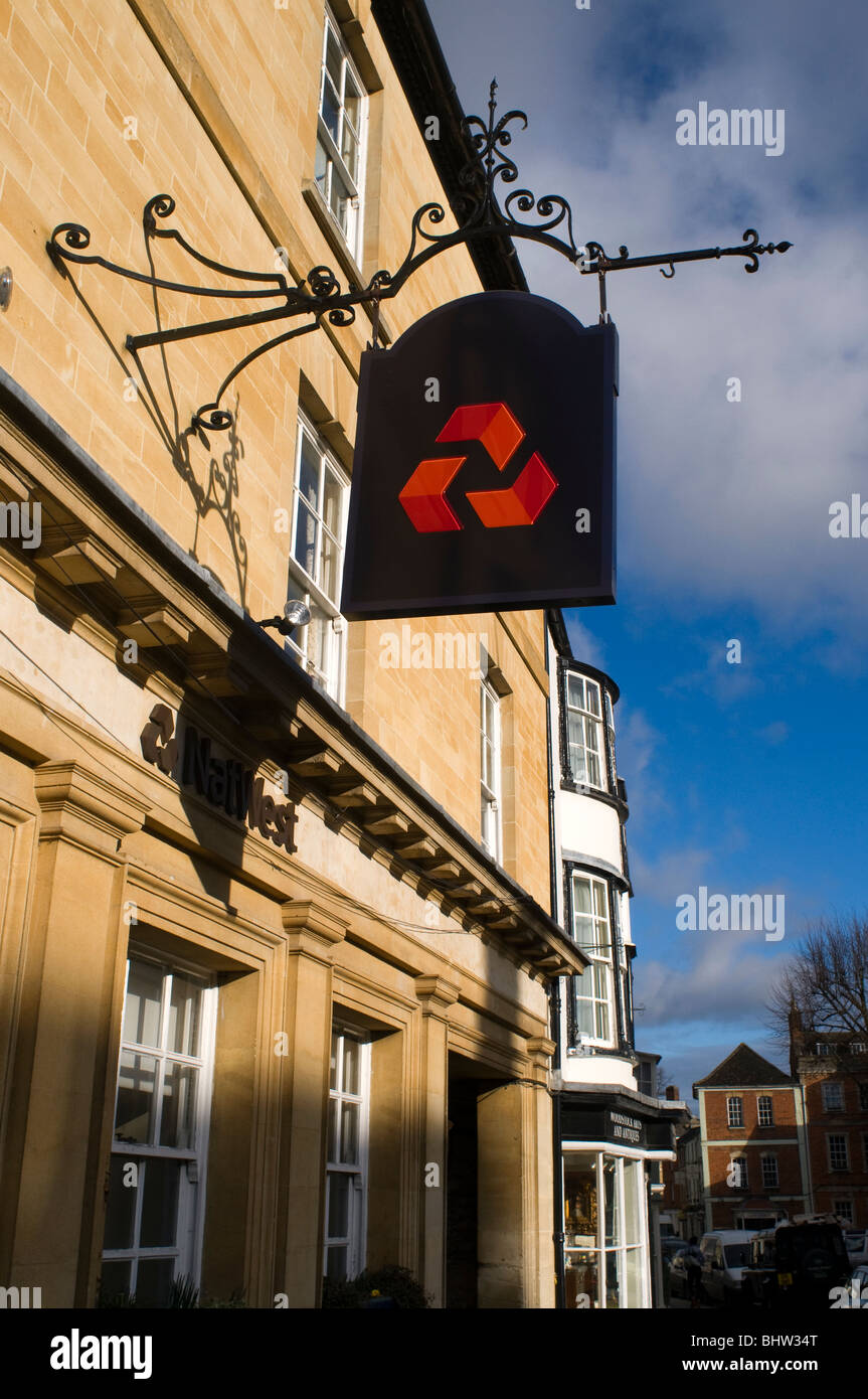 Natwest Bank sign in il sole a Woodstock, Oxfordshire. Foto Stock