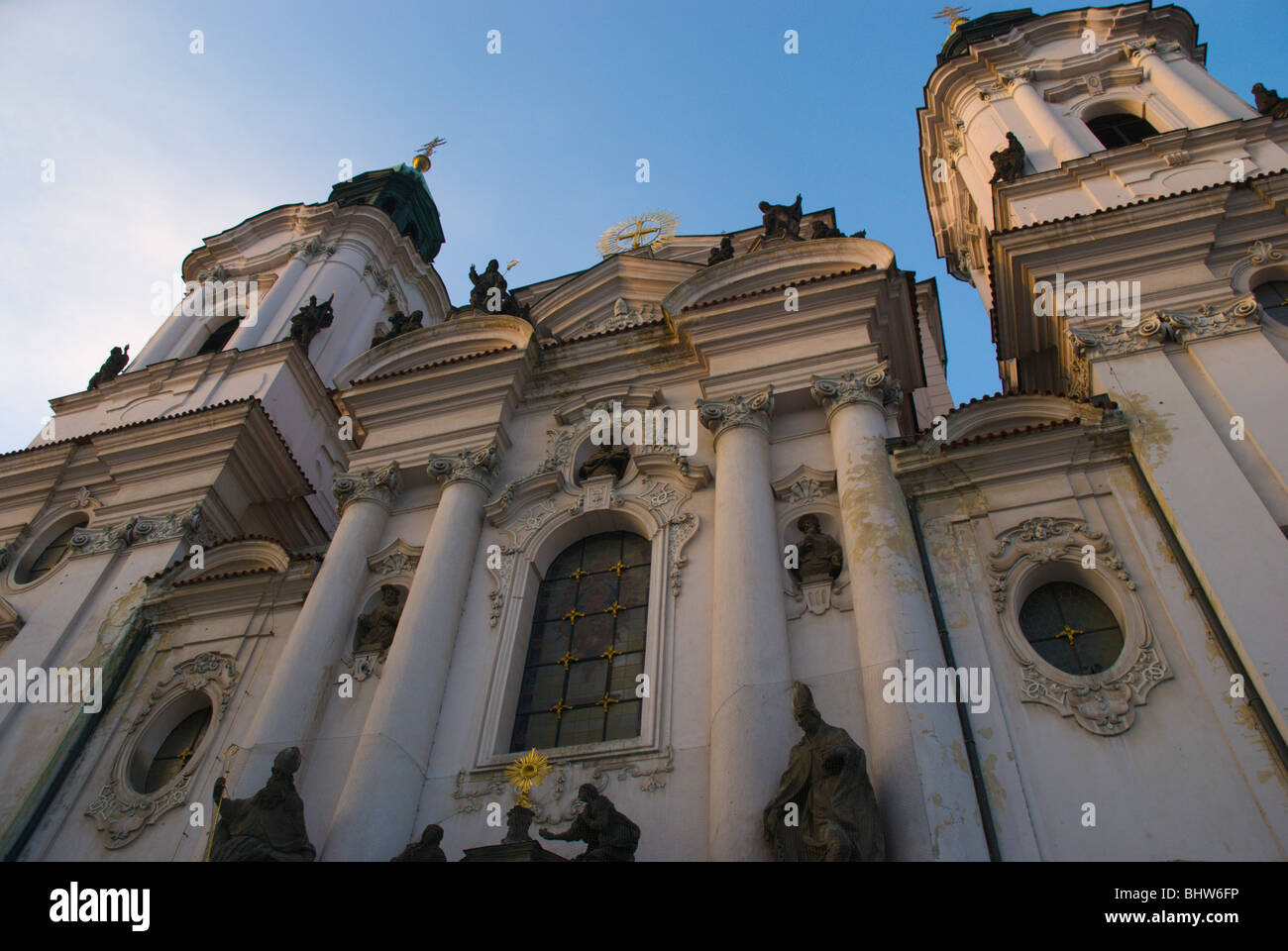 Chiesa di Sv Mikulas Old Town Square Praga Repubblica Ceca Europa Foto Stock